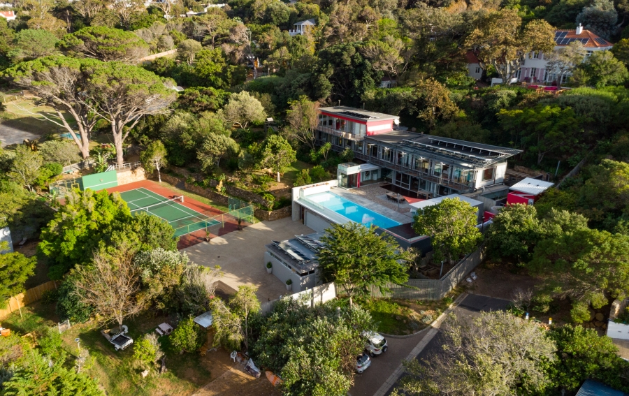 7 Bedroom Property for Sale in Valley Area Western Cape